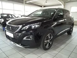 Schwarz metallic Gebraucht 2018 Peugeot 5008 Allure Van / Kleinbus | 22.490 € (Fairer Preis)