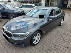 Grau Gebraucht 2020 BMW 530 Limousine | 29.390 € (Fairer Preis)