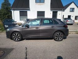 Grau Gebraucht 2018 Citroën C4 SELECTION Limousine | 5.249 € (Guter Preis)