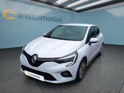 Weiß Gebraucht 2021 Renault Clio V Kleinwagen | 12.499 € (Fairer Preis)