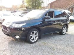 Schwarz Gebraucht 2013 Mitsubishi Outlander Instyle SUV | 7.999 € (Fairer Preis)