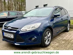 Blau Gebraucht 2013 Ford Focus Champions Edition Kombi | 7.490 € (Etwas zu teuer)