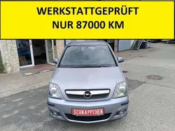 Lichtsilber/silver lightning Gebraucht 2010 Opel Meriva Van / Kleinbus | 3.490 € (Superpreis)