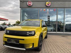 Gelb Gebraucht 2025 Fiat Panda La Prima Kleinwagen | 21.981 €