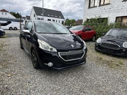 Blau Gebraucht 2013 Peugeot 208 Kleinwagen | 6.199 € (Guter Preis)