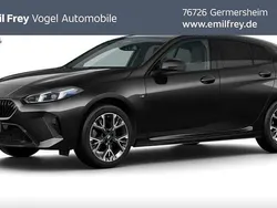 Black sapphire metallic Gebraucht 2025 BMW 120 Sport Line Kleinwagen | 35.890 € (Etwas zu teuer)