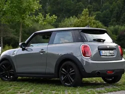 Grau Gebraucht 2019 Mini ONE Chili Kleinwagen | 15.100 € (Fairer Preis)