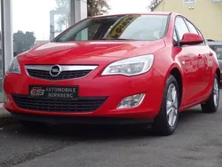 Rot Gebraucht 2011 Opel Astra Selection Limousine | 6.980 € (Fairer Preis)
