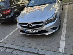 Grau Gebraucht 2014 Mercedes CLA200 Limousine | 19.000 € (Etwas zu teuer)