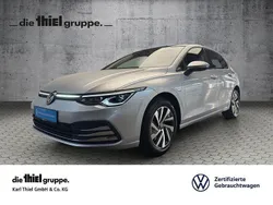 Silber Gebraucht 2022 VW Golf VIII Style Limousine | 27.950 € (Etwas zu teuer)