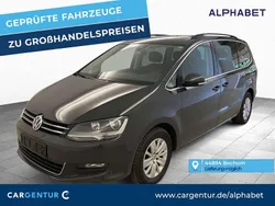 Uranograu Gebraucht 2021 VW Sharan Comfortline Van / Kleinbus | 21.607 € (Fairer Preis)