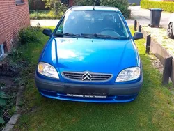 Blau Gebraucht 2001 Citroën Saxo Kleinwagen | 650 € (Fairer Preis)