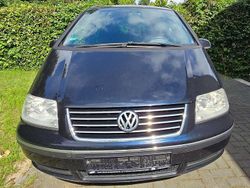 Blau Gebraucht 2007 VW Sharan Van / Kleinbus | 4.900 € (Etwas zu teuer)