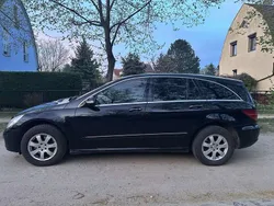 Schwarz Gebraucht 2007 Mercedes R350 Van / Kleinbus | 8.600 € (Teuer)