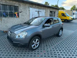 Grau Gebraucht 2009 Nissan Qashqai SUV | 6.200 € (Fairer Preis)