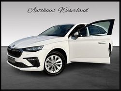 Weiß Gebraucht 2024 Skoda Scala Selection Kleinwagen | 20.990 € (Fairer Preis)