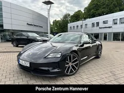 Tiefschwarzmetallic Gebraucht 2025 Porsche Taycan Limousine | 101.750 €