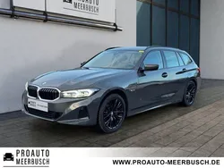 Grau Gebraucht 2022 BMW 330e Sport Line Limousine | 36.999 € (Teuer)