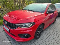 Rot Gebraucht 2019 Fiat Tipo Sport Limousine | 10.500 € (Fairer Preis)