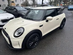 Pepperwhite Gebraucht 2021 Mini Cooper Classic Kleinwagen | 16.990 € (Superpreis)