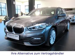 Grau Gebraucht 2021 BMW 120 Advantage Kleinwagen | 24.990 € (Fairer Preis)