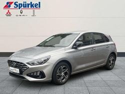 Silber Gebraucht 2022 Hyundai i30 Edition 30 Limousine | 15.980 € (Fairer Preis)