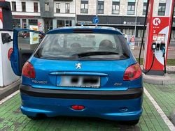 Blau Gebraucht 2005 Peugeot 206 Kleinwagen | 1.600 € (Fairer Preis)