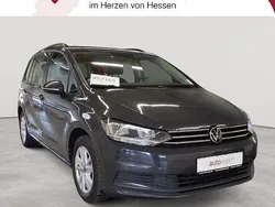 Uranograu Gebraucht 2021 VW Touran Comfortline Van / Kleinbus | 15.589 € (Guter Preis)