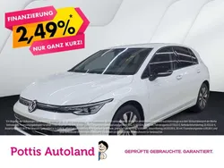 Weiss Gebraucht 2025 VW Golf VIII Goal Limousine | 28.977 € (Superpreis)