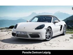 Weiß Gebraucht 2024 Porsche 718 Boxster Cabrio | 71.800 € (Etwas zu teuer)