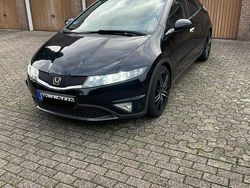 Schwarz Gebraucht 2009 Honda Civic Limousine | 4.000 € (Fairer Preis)
