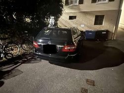 Schwarz Gebraucht 2011 Mercedes E200 Kombi | 12.000 € (Fairer Preis)