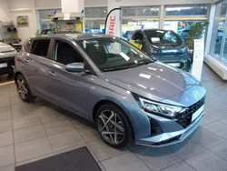 Blau Neu 2024 Hyundai i20 Limousine | 24.880 € (Etwas zu teuer)