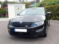 Schwarz Gebraucht 2016 Skoda Octavia RS Kombi | 14.999 € (Fairer Preis)