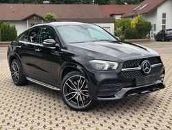 Schwarz Gebraucht 2021 Mercedes GLE350e AMG line Coupé | 50.000 €