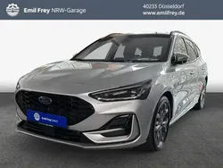 Silber Gebraucht 2023 Ford Focus ST-Line Kombi | 24.370 € (Guter Preis)