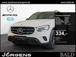 Unilack polarweiß Gebraucht 2021 Mercedes GLC300e Night SUV | 35.480 € (Guter Preis)