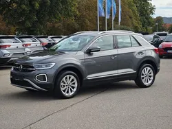 Grau Gebraucht 2024 VW T-Roc Style SUV | 28.890 € (Fairer Preis)
