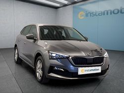 Grau Gebraucht 2023 Skoda Scala Essence Kleinwagen | 21.499 € (Fairer Preis)