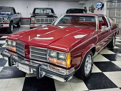 Carmine red metallic Gebraucht 1978 Oldsmobile Delta 88 Coupé | 22.500 €