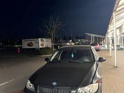 Schwarz Gebraucht 2006 BMW 325 Limousine | 5.200 €