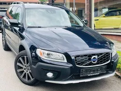 Blau Gebraucht 2015 Volvo XC70 Linje Svart SUV | 19.999 € (Guter Preis)