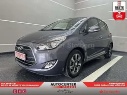 Grau Gebraucht 2015 Hyundai ix20 YES! Van / Kleinbus | 8.490 € (Fairer Preis)