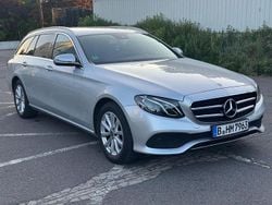 Silber Gebraucht 2021 Mercedes E220 Kombi | 27.999 € (Superpreis)