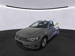 Moonstone gray Gebraucht 2023 VW Passat Business Kombi | 22.960 € (Guter Preis)
