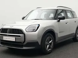 Grau Gebraucht 2024 Mini Countryman Classic SUV | 33.326 € (Superpreis)