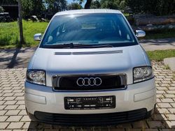 Silber Gebraucht 2001 Audi A2 Kleinwagen | 10.200 €