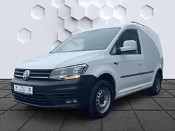 Candyweiß Gebraucht 2018 VW Caddy Trendline Van / Kleinbus | 17.470 € (Fairer Preis)