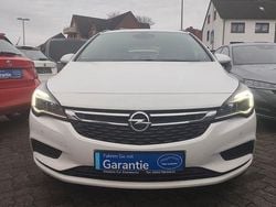 Weiß Gebraucht 2017 Opel Astra Edition Kombi | 6.300 € (Guter Preis)