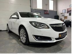 Weiss Gebraucht 2016 Opel Insignia Innovation Limousine | 9.990 € (Fairer Preis)